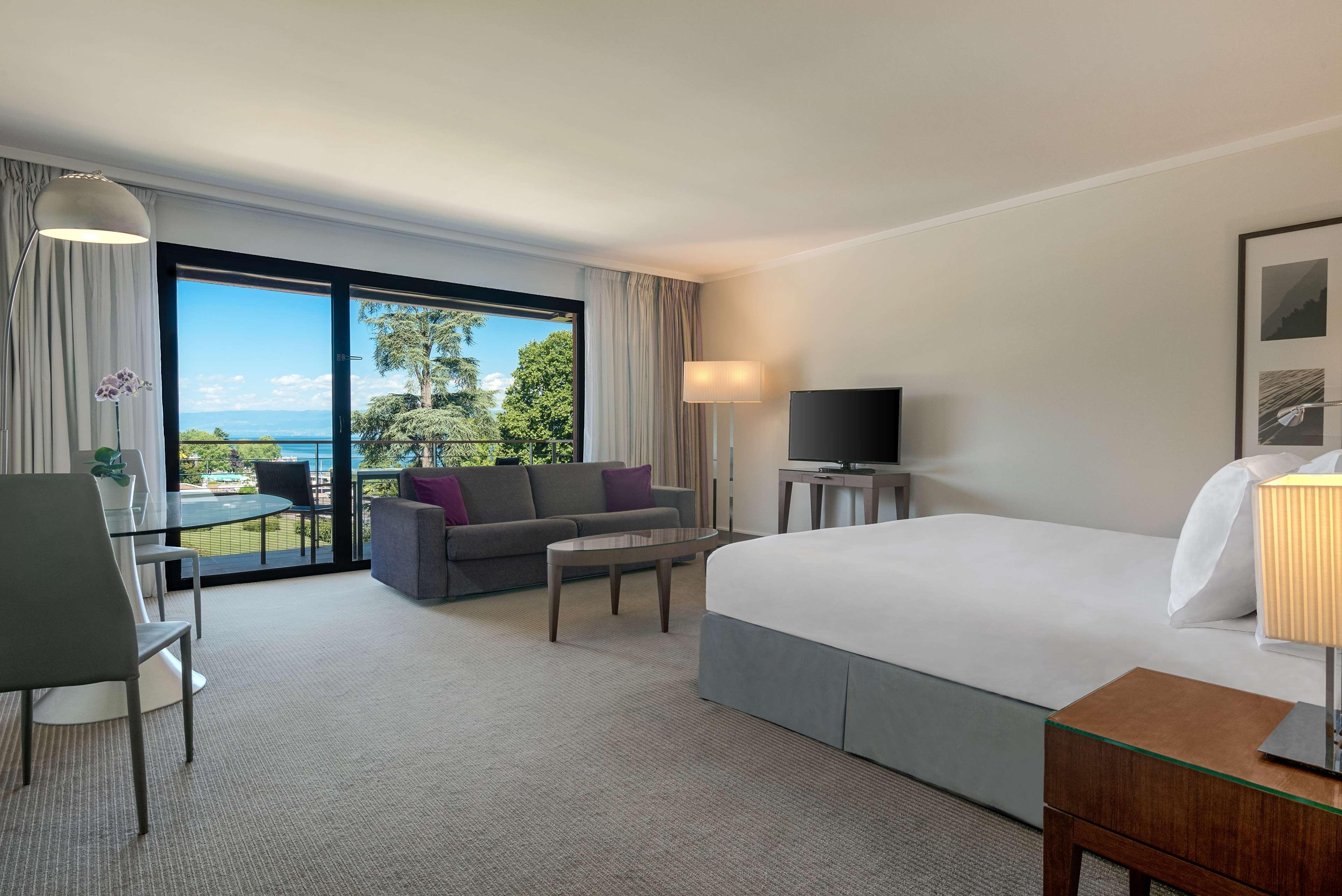 Hilton Evian Les Bains Évian-les-Bains Exterior foto