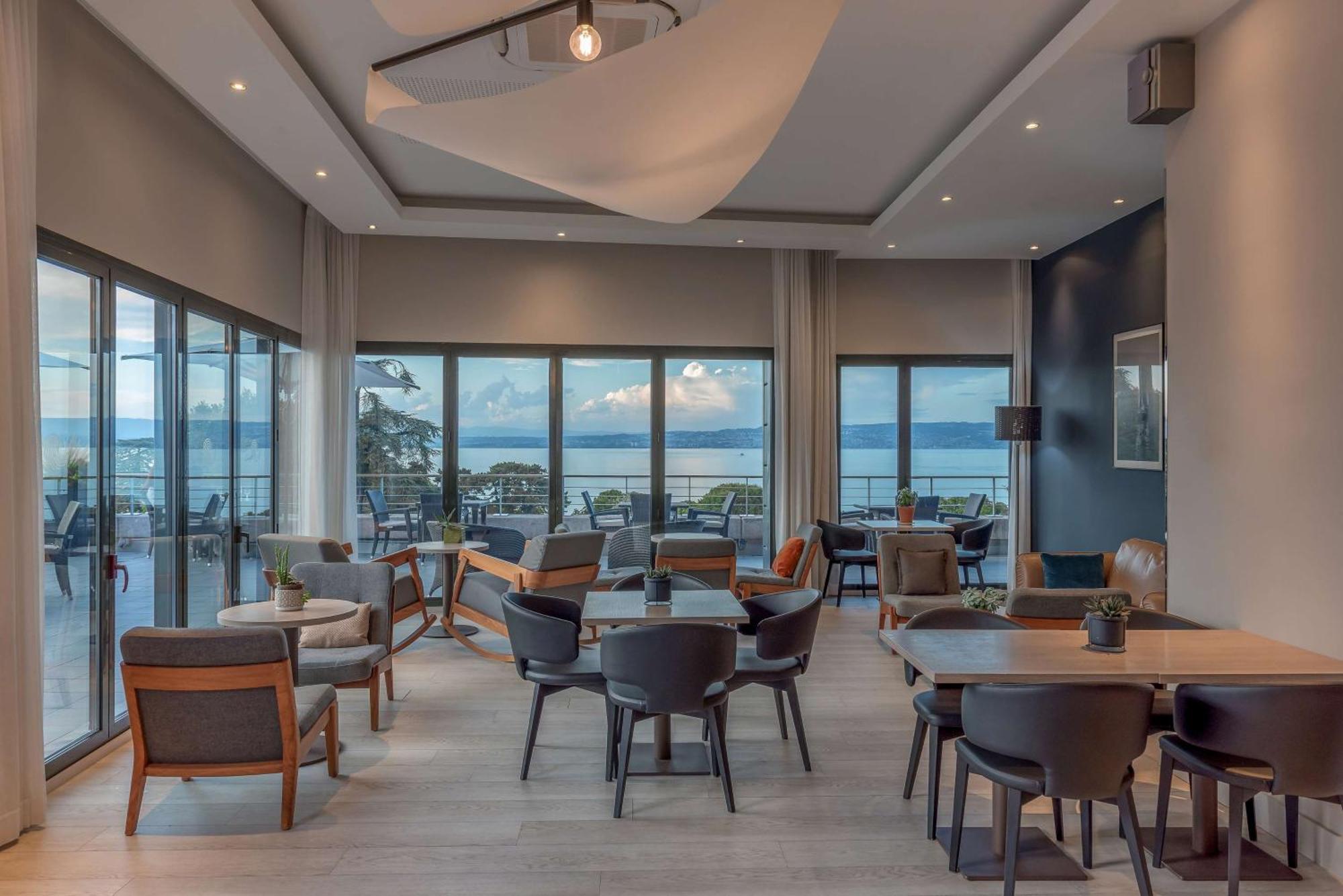 Hilton Evian Les Bains Évian-les-Bains Exterior foto