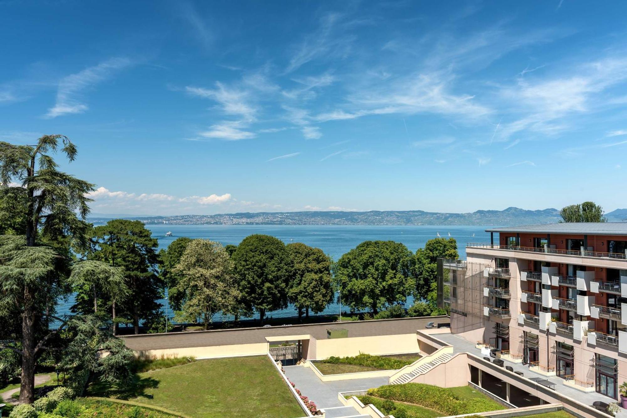 Hilton Evian Les Bains Évian-les-Bains Exterior foto
