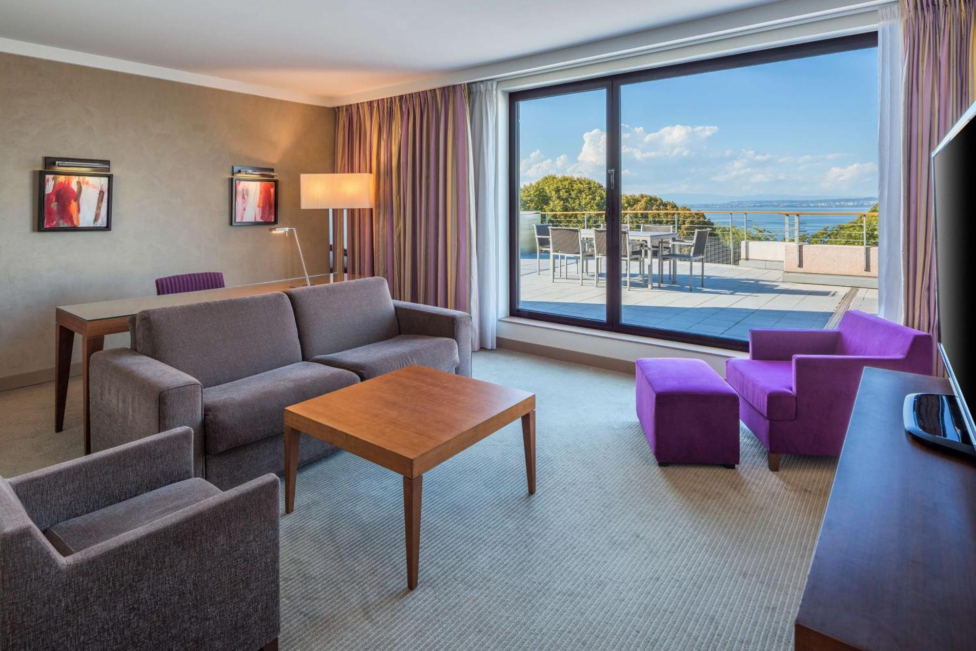 Hilton Evian Les Bains Évian-les-Bains Exterior foto