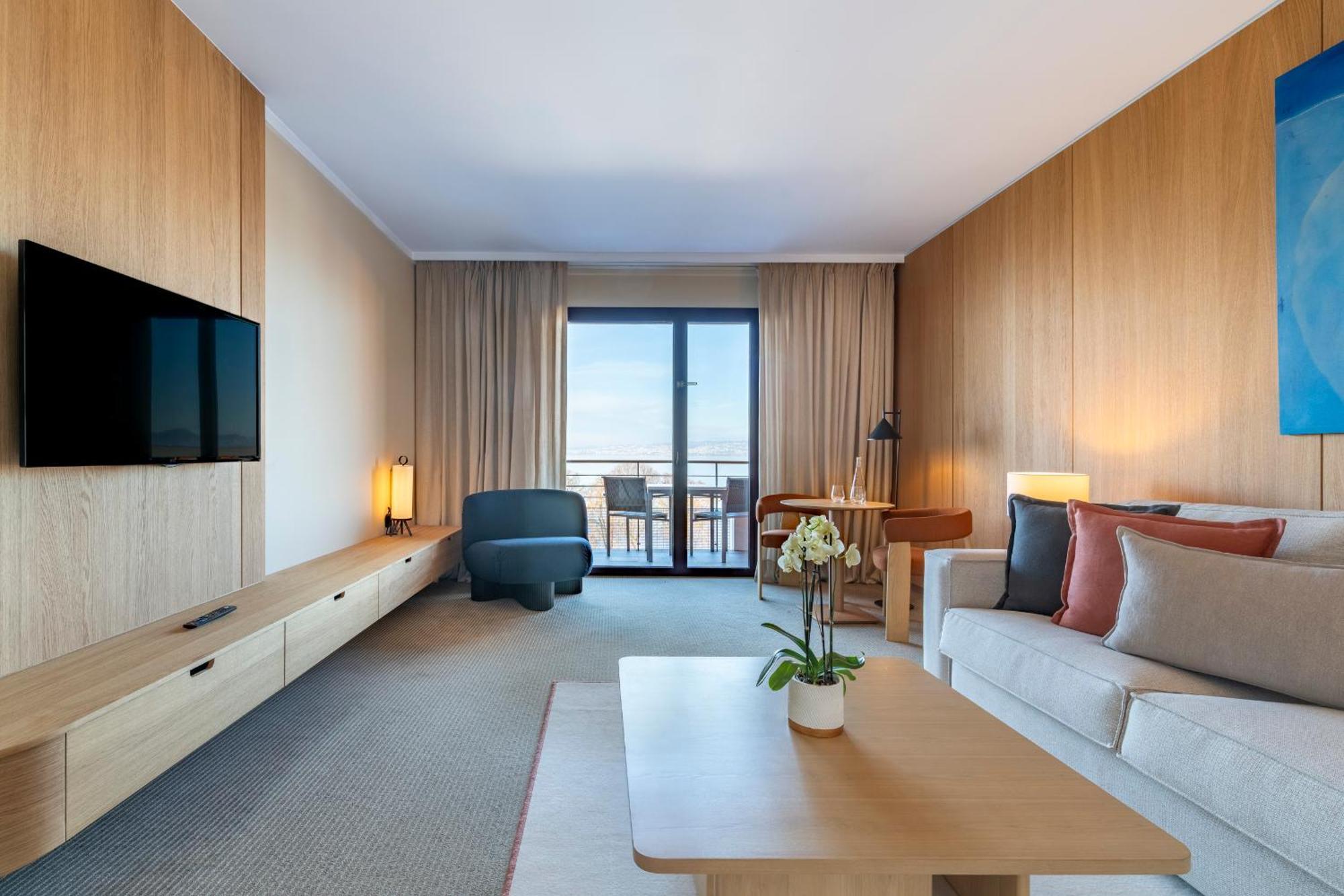 Hilton Evian Les Bains Évian-les-Bains Exterior foto